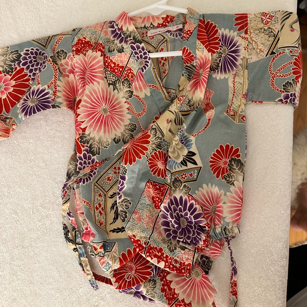 Lucky Wang kimono baby 1 m NWOT